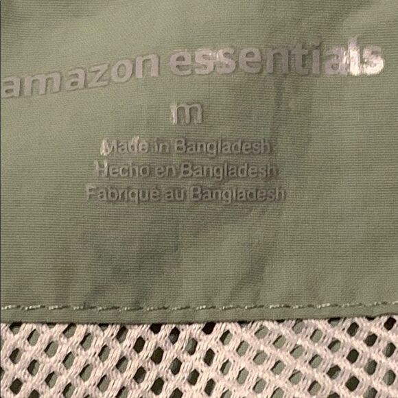 Amazon Essentials Green Lightweight Button up Shirt - Picture 5 of 8